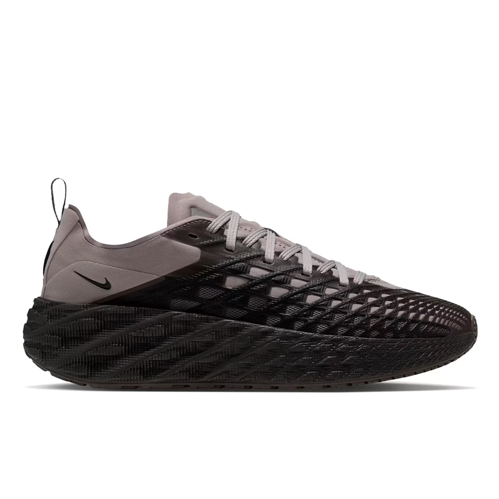 Nike Ava Edge