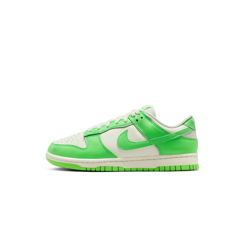 NIKE DUNK LOW WMNS SAIL GREEN STRIKE