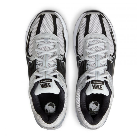 NIKE ZOOM VOMERO 5 METALLIC SILVER